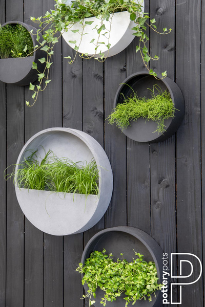 Wally XS 30/9 czarna doniczka na ścianę wisząca kamienna