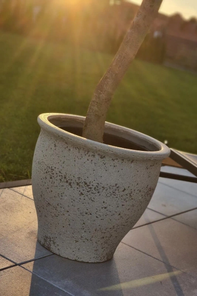 Poseidon L 63/58 duża grecka donica kamienna kremowa