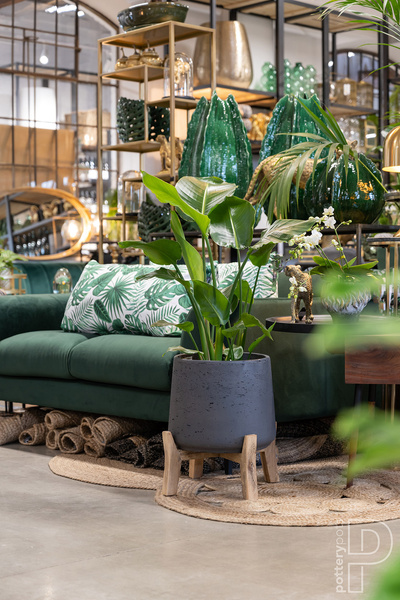 Patt XL 28/29 czarna osłonka na niskich nóżkach