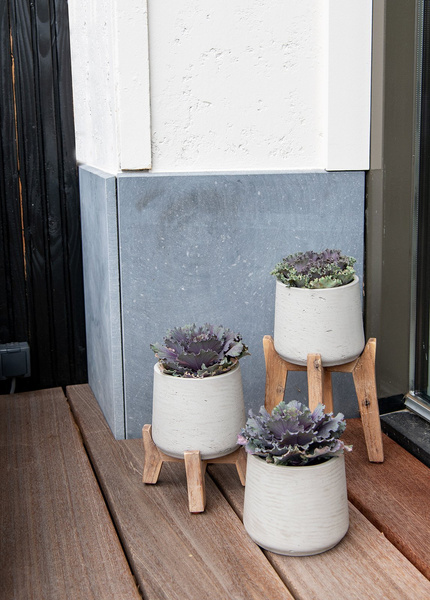 Patt XXL 43,5/65 szara donica na wysokim drewnianym stojaku