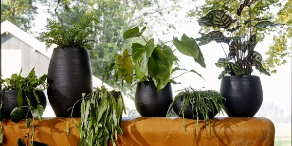 DOURO 16/13 cm mała czarna kulista osłonka ceramiczna