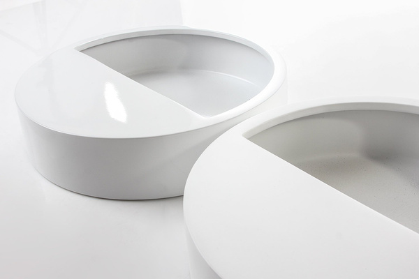 Wally XS 30/9 doniczka na ścianę biała z połyskiem wisząca kamienna