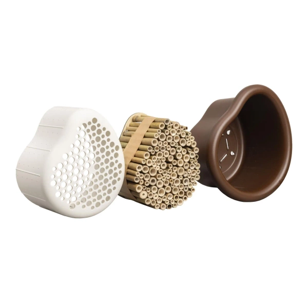 Organic hotel dla owadów brązowy chestnut brown