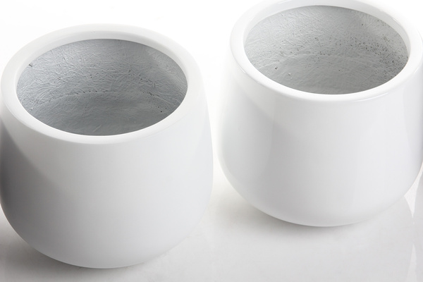 Kevan M 25/21 doniczka biała matowa z włókna szklanego