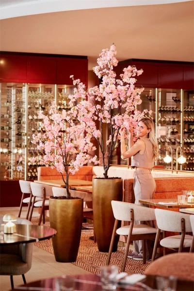 Sztuczna wiśnia japońska z różowymi kwiatami drzewko 135 cm