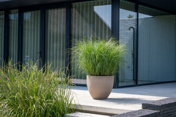 Jesslyn M 60/52 duża donica kamienna taupe