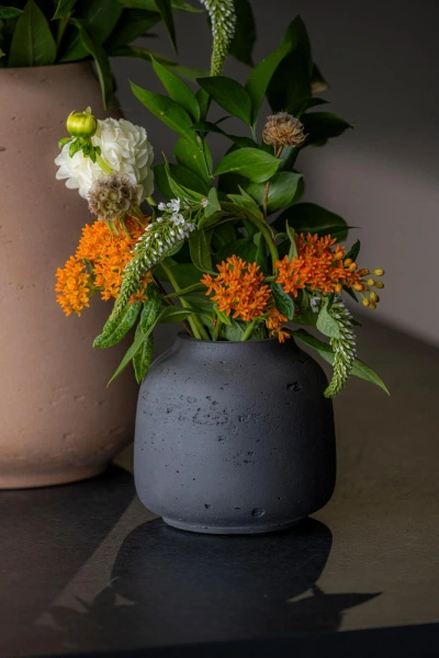 Jabari L 17/16 antracytowy rustykalny wazon z kamienia