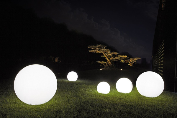 Kula świecąca EOS 30/26 cm LED biały zimny