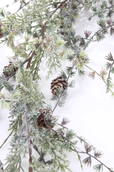 Sztuczny Modrzew oszroniony girlanda pnącze 190 cm