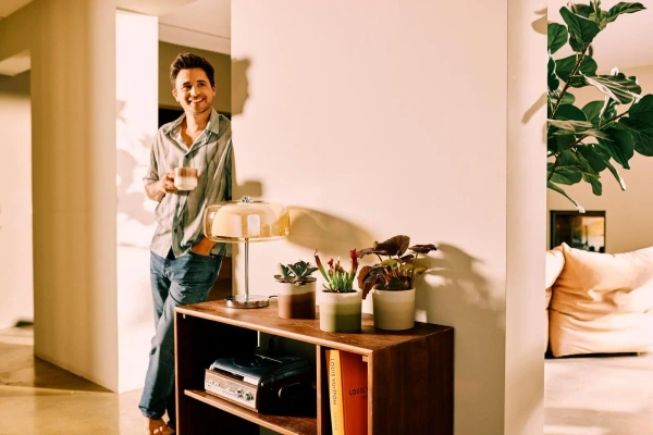 Colour Gradient Elho 16 walcowata osłonka w odcieniach beżu