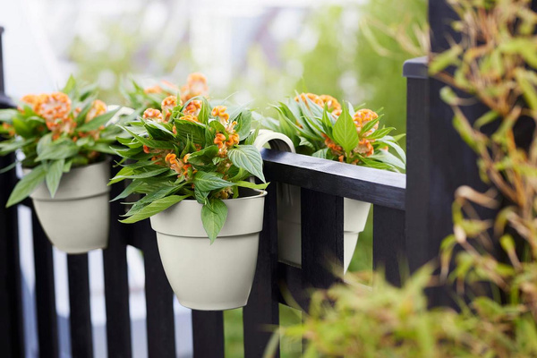 Vibia Flower Twin 21 doniczka dwustronna balkonowa biała silky white