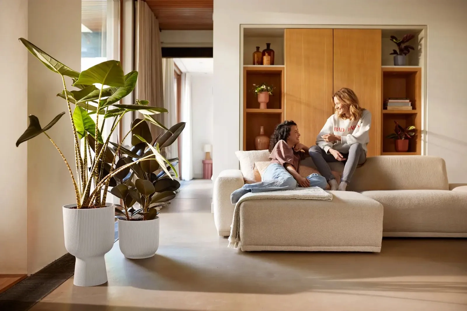 białe osłonki wazony do salonu Vibes Fold Coupe