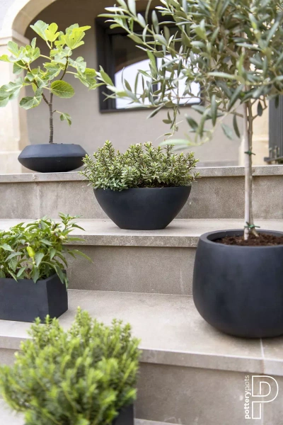 Dorant M 53x23/21 osłonka czarna łódka na parapet