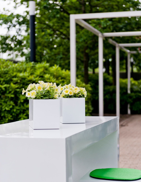 Fleur S 15x15/15 osłonka kwadratowa biała połysk