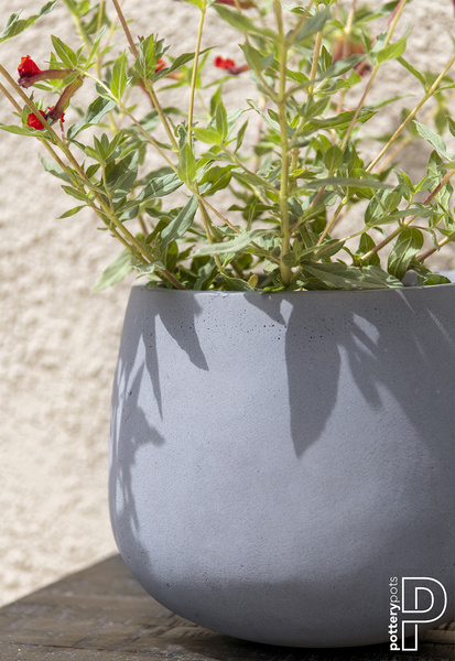 Kevan M 25/21 doniczka kamienna szara