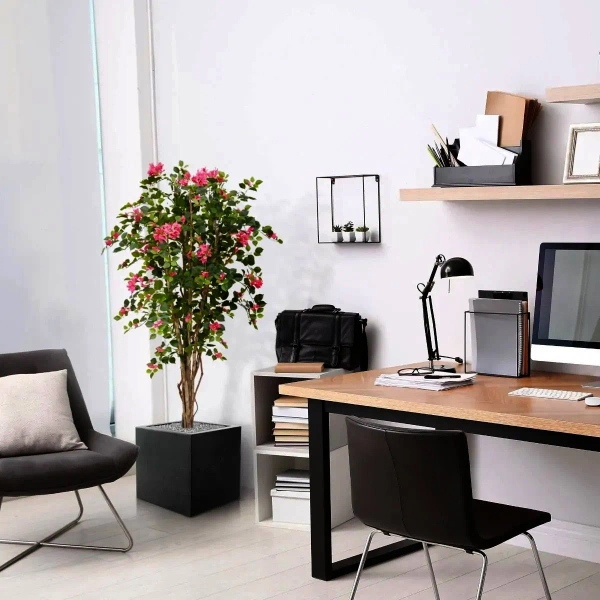 Sztuczna Bugenwilla z różowymi kwiatami 150 cm drewniany pień