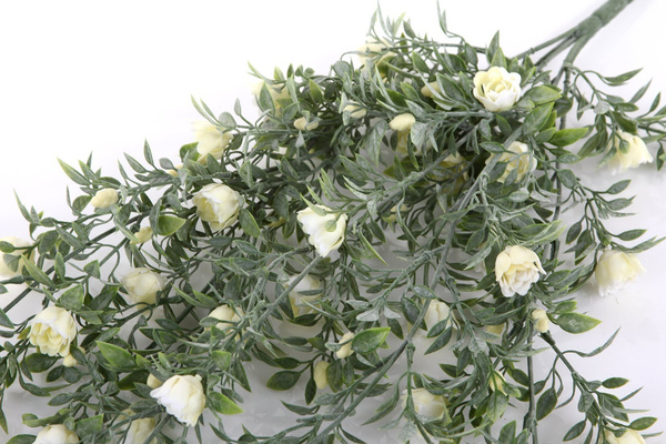 Sztuczna Róża pnącze 75 cm kwiaty kremowe