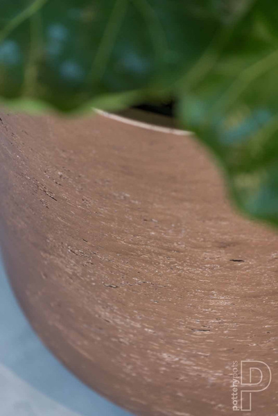 Charlie XL 32/31 złota donica cylindryczna kamienna