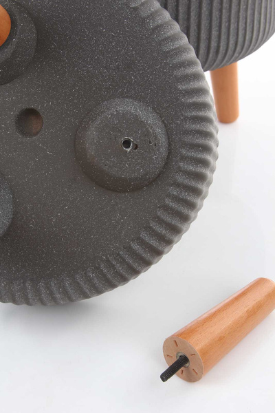 NUOVO BOWL 30/24 cm szara płaska donica na drewnianych nóżkach