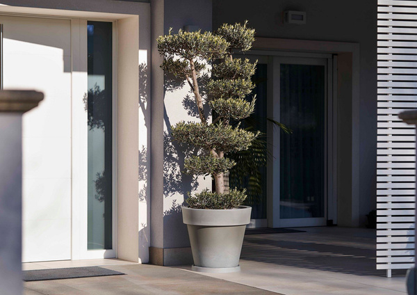 IKON 60/53 cementowa donica okrągła z rantem