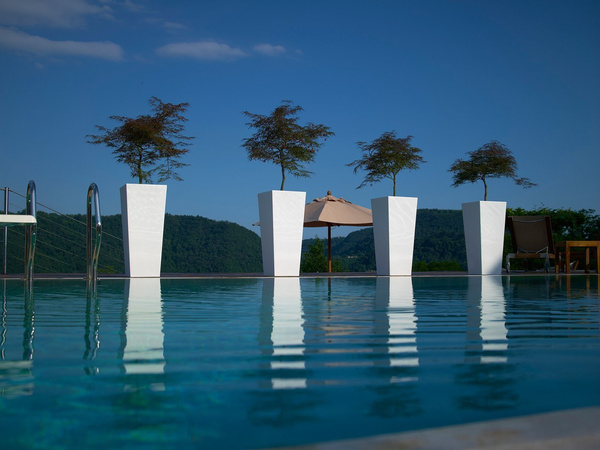 KIAM GLOSS 30x30/67 donica kwadratowa wysoka biała półpołysk