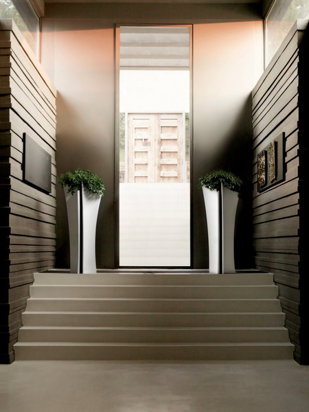 ALMA VONDOM 50x47/140 biała lakierowana duża donica z systemem nawadniającym