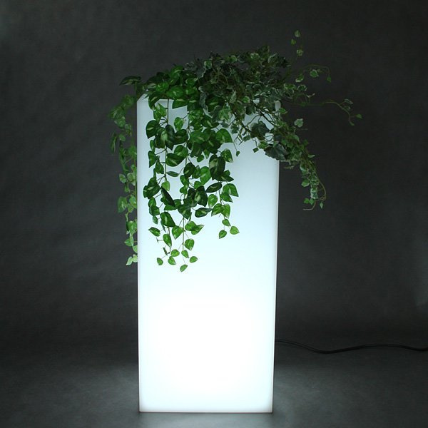 KUBE HIGH 30x30/70 donica podświetlana kwadratowa wysoka do wnętrza