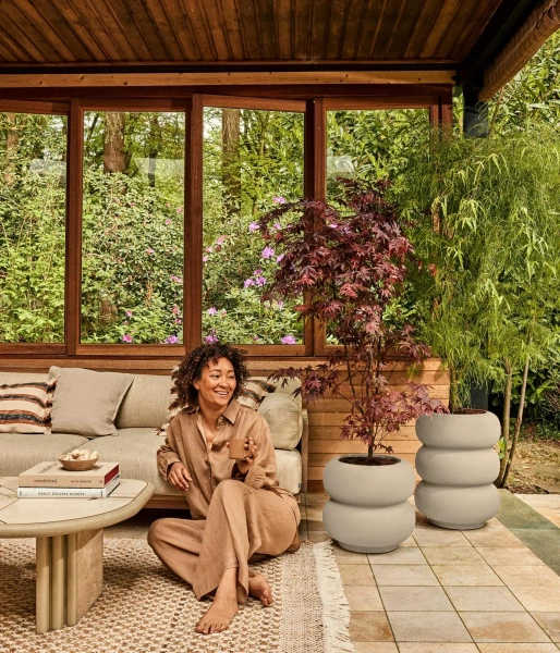 Amber Roll High 43/58 designerska donica wysoka biała