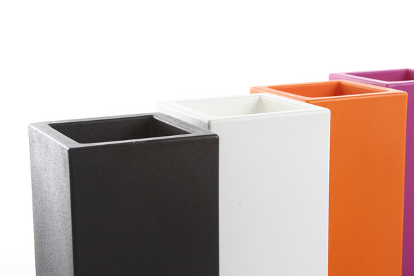 CUBO ALTO 14x14/28 doniczka wysoka biała VONDOM