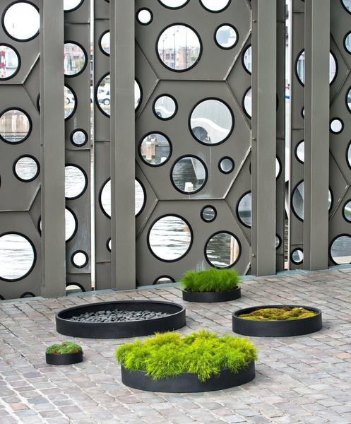 Max Low S 40/9 czarna doniczka kamienna płaska